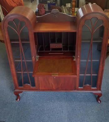 cabinet2sale Neil Collumbell, French Polisher